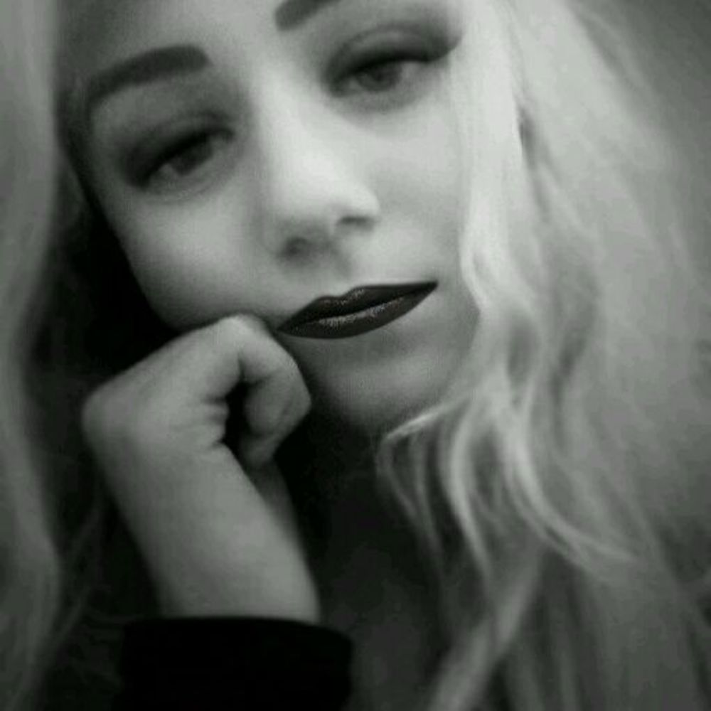 Meet your Posher, Harlee